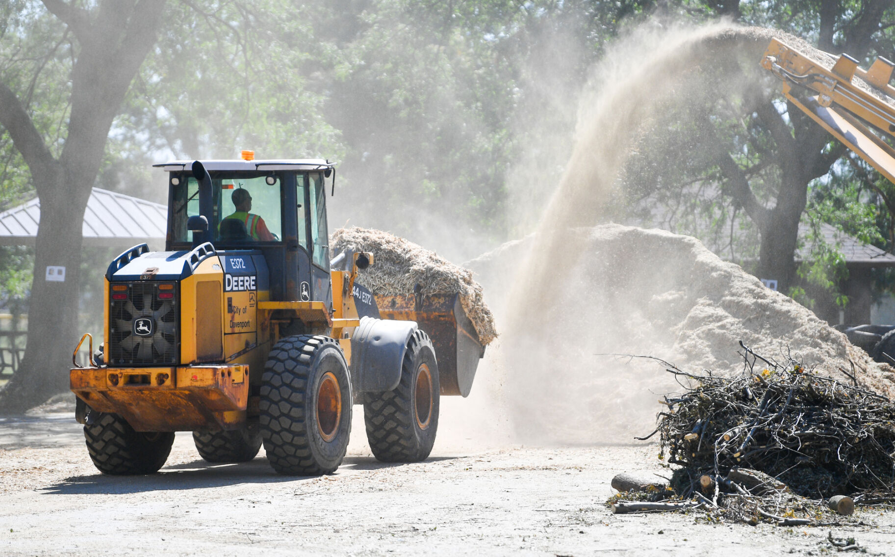 090420-qc-nws-cleanup-004